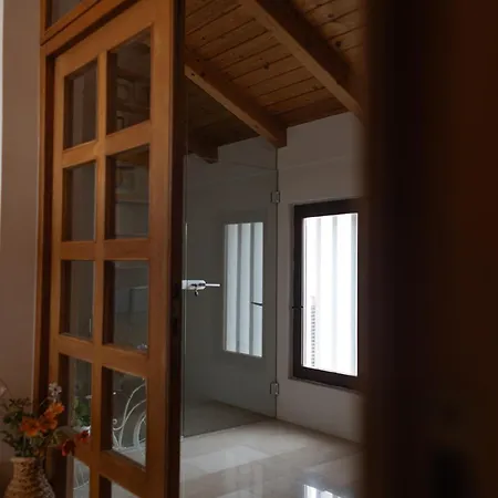 Blue Horizon By Anica Apartment